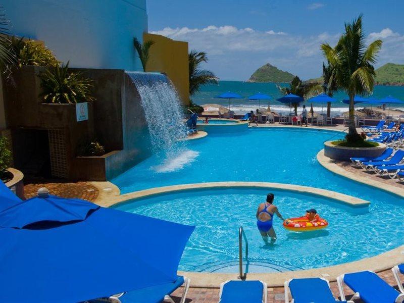 Flores Resort Mazatlán